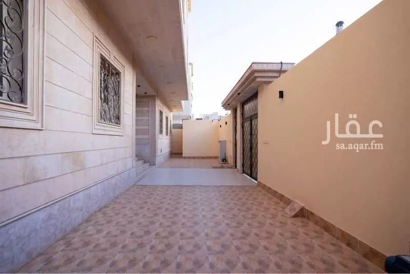 عقار 35 غرف في الحمدانية، جدة 14