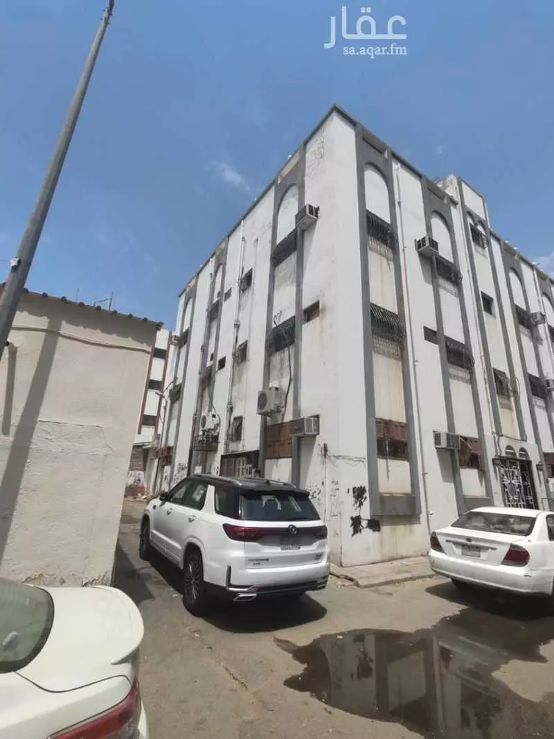 عمارة 345 م² في المعابدة 5