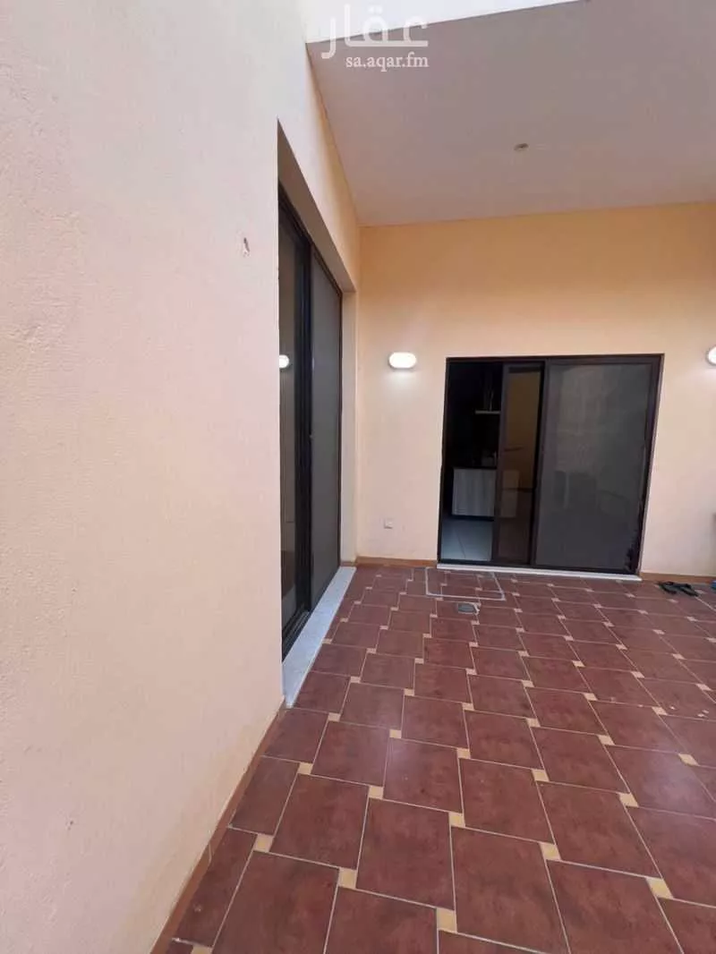 فيلا 8 غرف في الحمراء 3