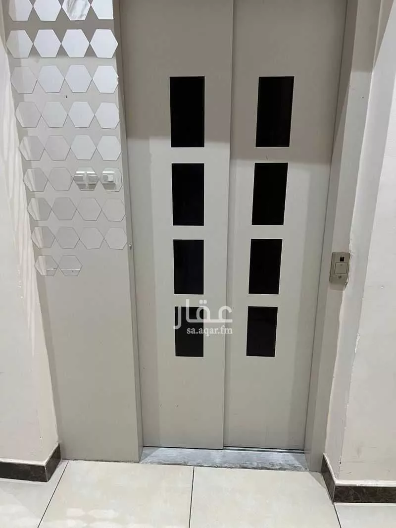 فيلا 8 غرف في الحمراء 5