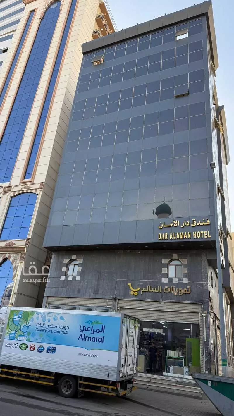 253 sqm building in Al Jumayzah 1