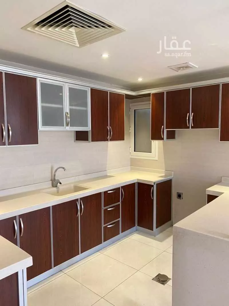 3 bedroom apartment in Al Olaya, Eastern Province 4