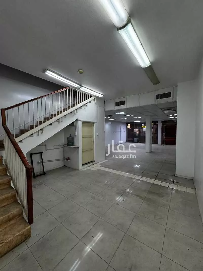 shop in Madinat Al Umal, Eastern Province 5