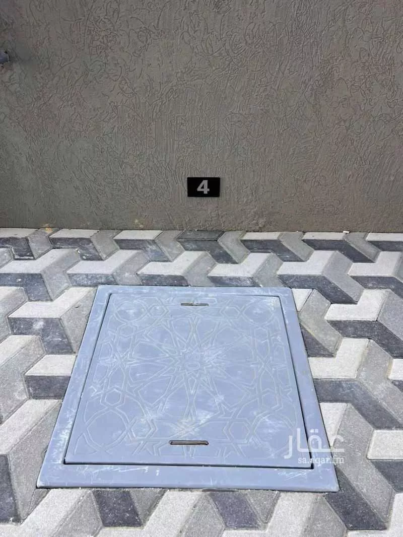 شقة 4 غرف في الحمرا 4