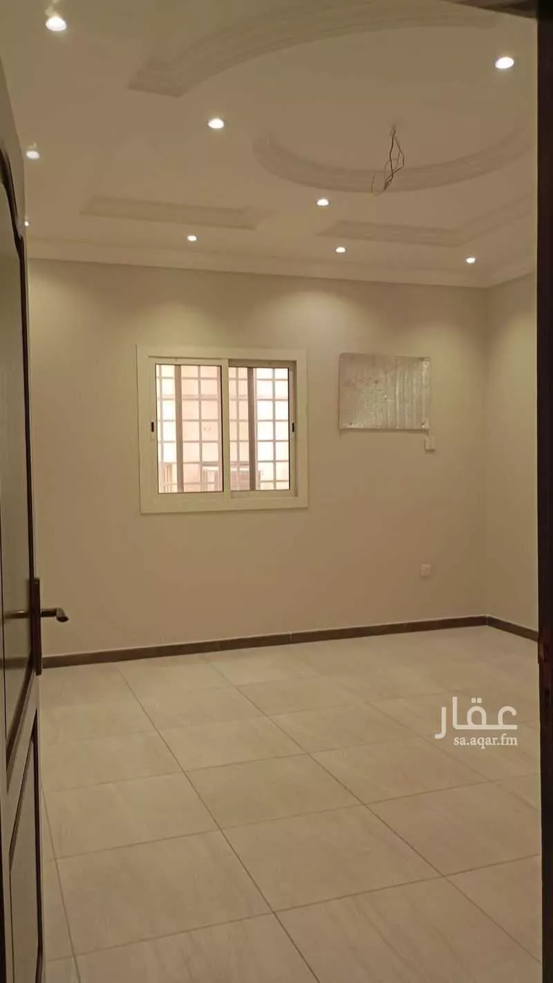 شقة 4 غرف في الواحة 1