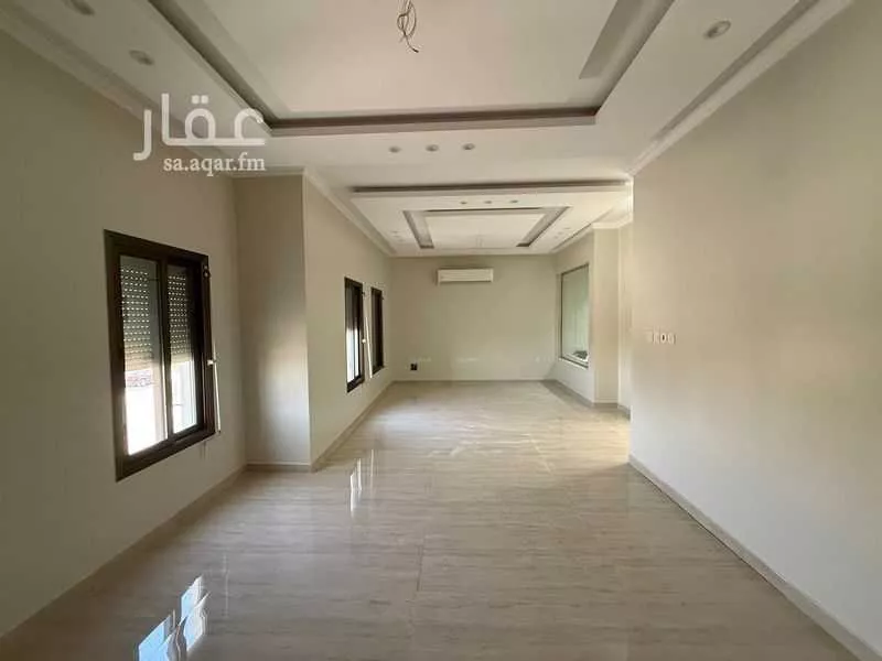 فيلا 8 غرف في الامانة 5