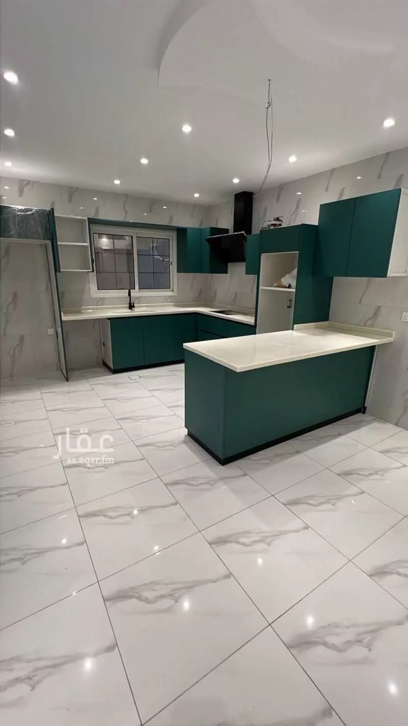 4 bedroom apartment in Al Khalidiyah Ash Shamaliyah, Eastern Province 9