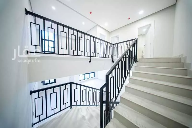 6 bedroom apartment in Al Hamdaniyah 2