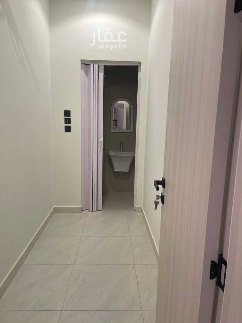 3 bedroom apartment in Al Nuzhah, Jeddah 13