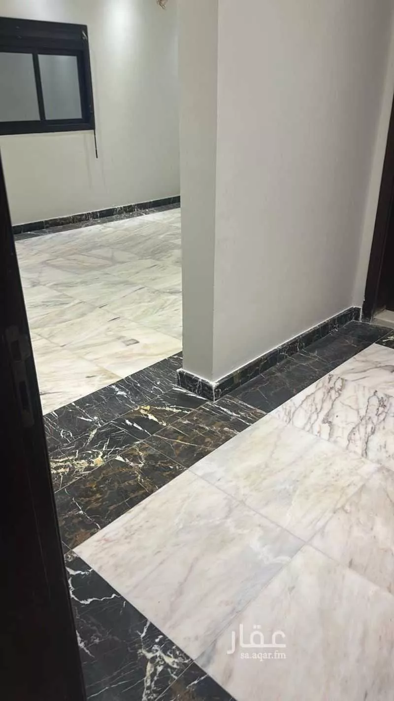 شقة 6 غرف في الزمرد 5