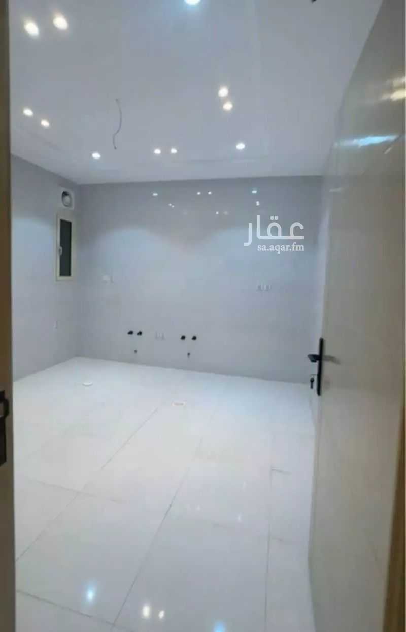 شقة 5 غرف في ام السلم 4