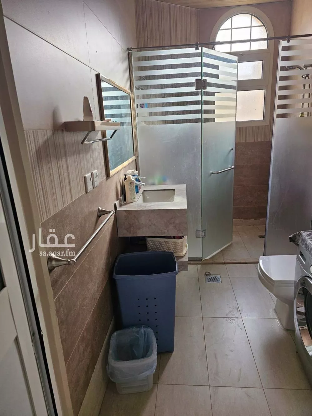 فيلا 6 غرف في الخليج 2