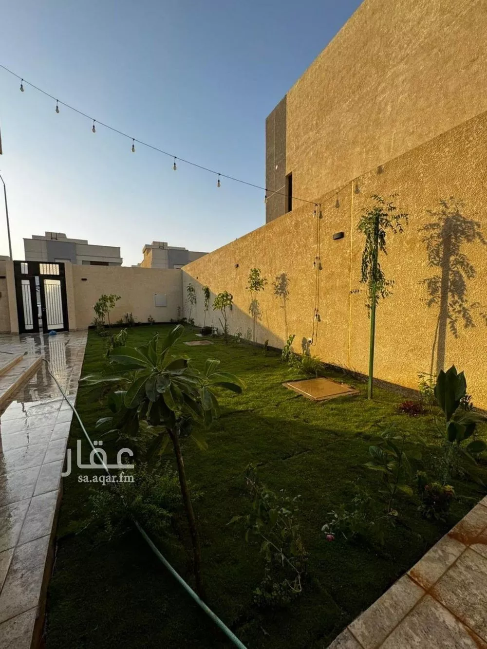 فيلا 4 غرف في الجنادرية 5