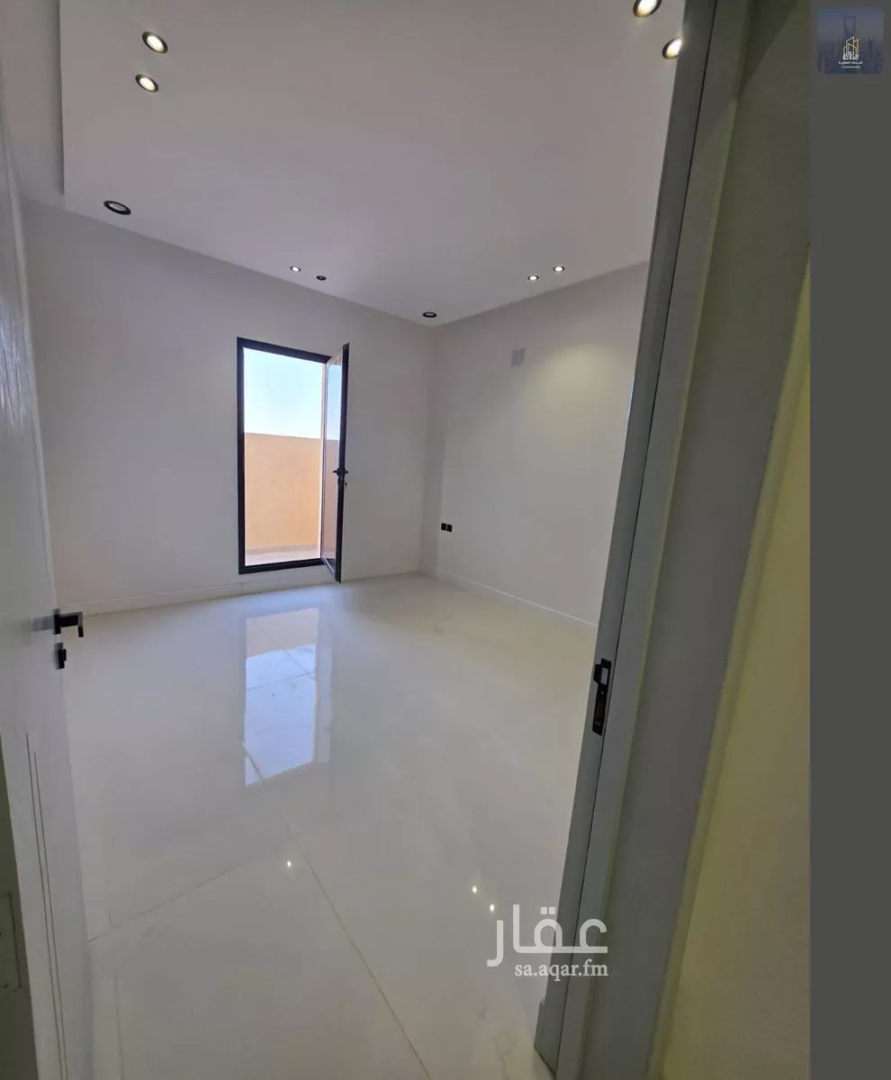 دور 5 غرف في النظيم 4