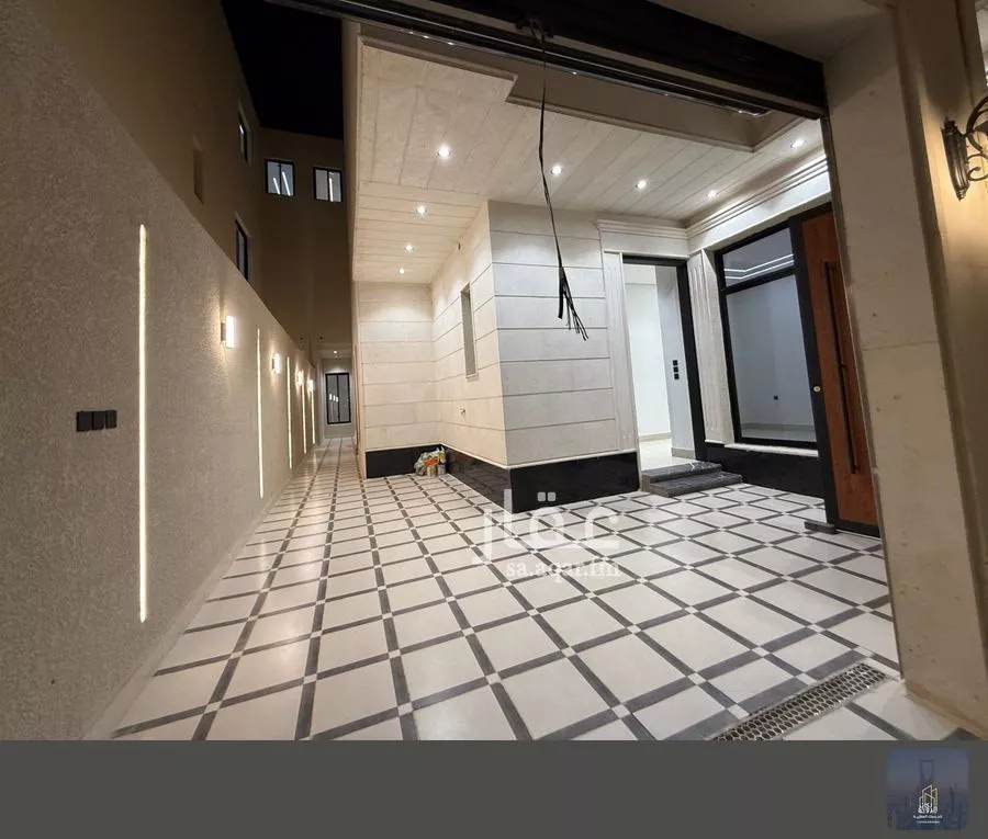 فيلا 5 غرف في الجنادرية 3