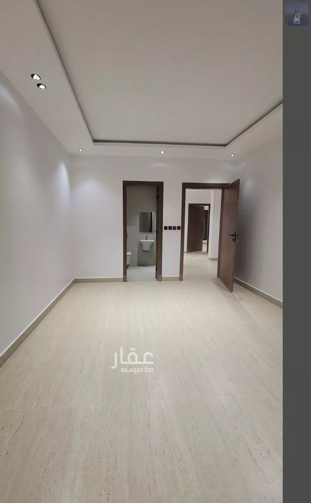 فيلا 5 غرف في الشرق 5