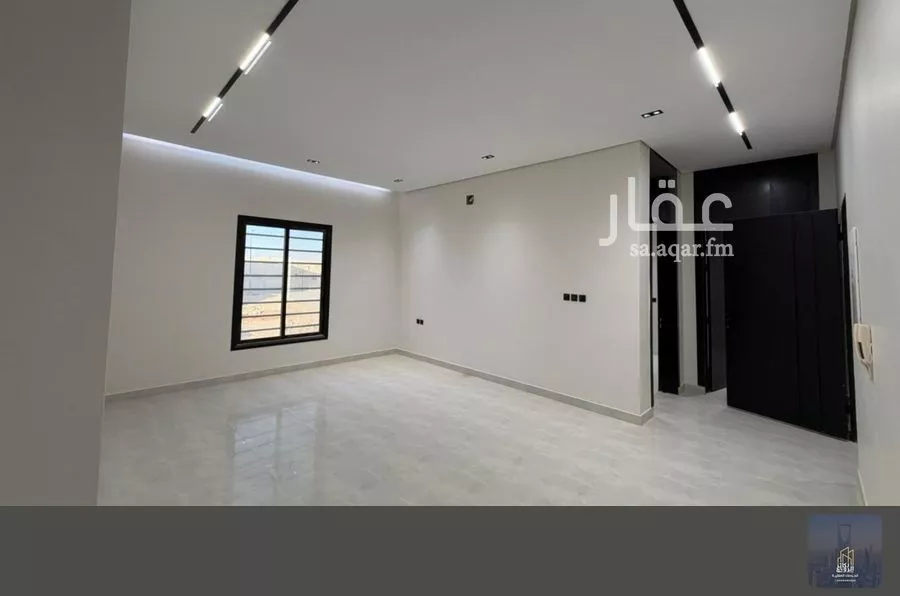 5 bedroom floor in Al Janadriyah 2