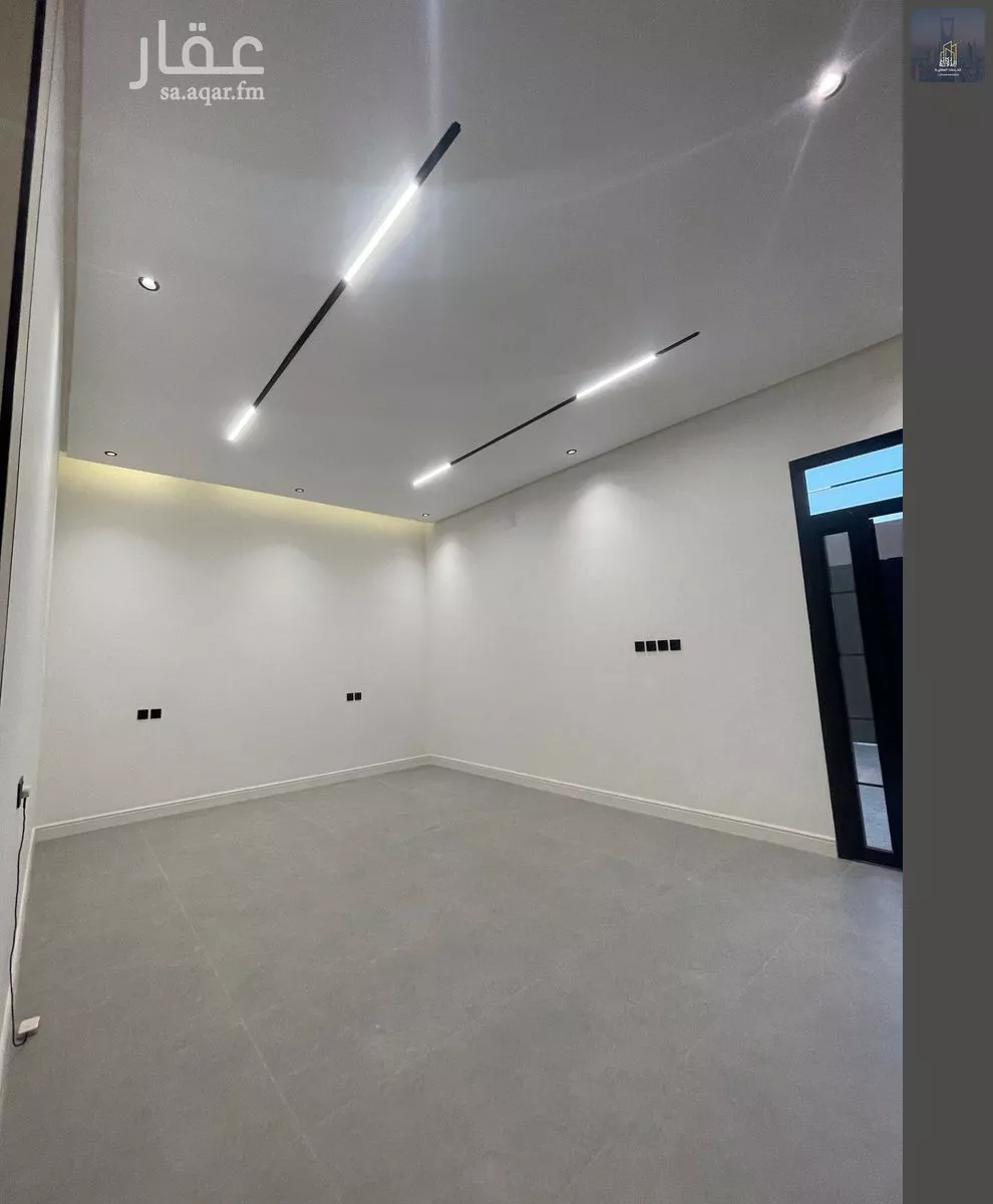 7 bedroom villa in Al Janadriyah 5