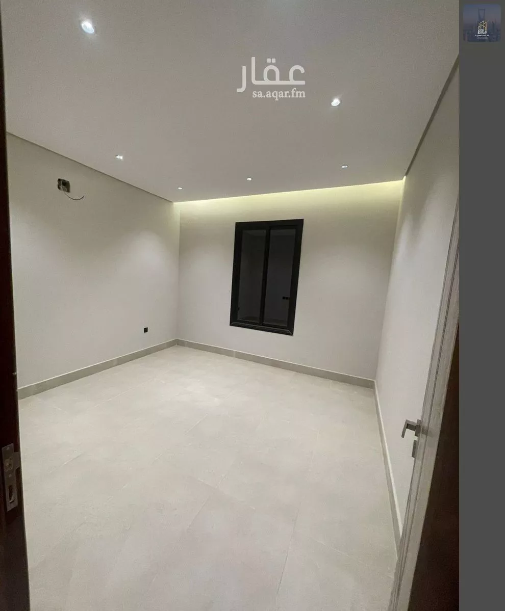 دوبلكس 6 غرف في النظيم 4