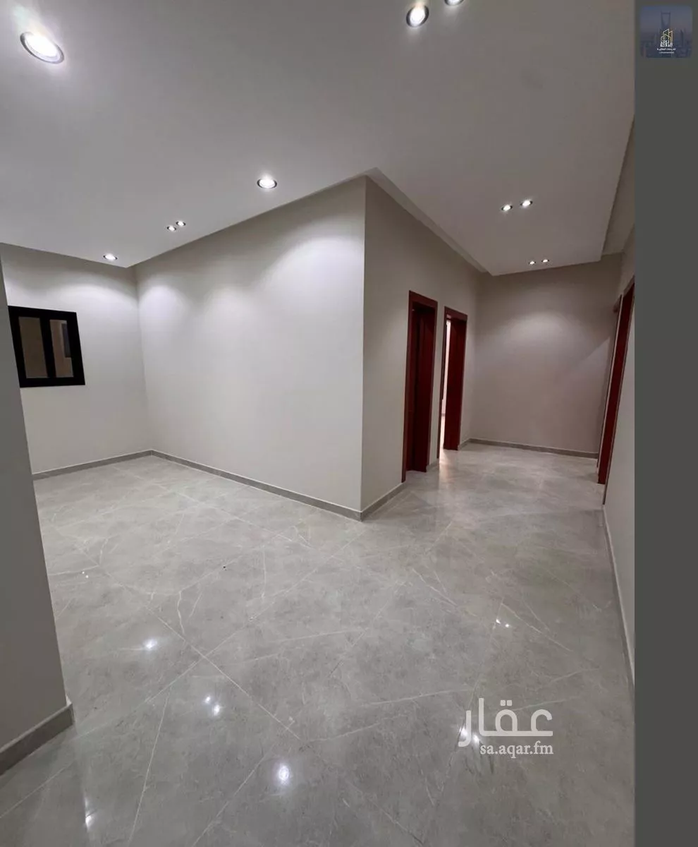 شقة 8 غرف في الجنادرية 3