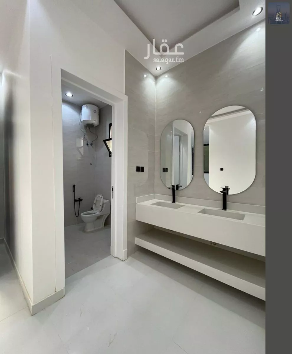 دوبلكس 7 غرف في الجنادرية 2