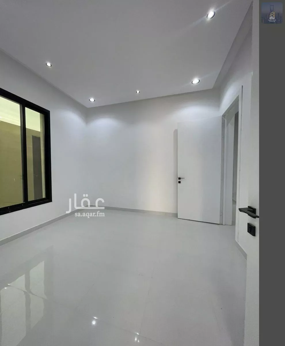 دوبلكس 7 غرف في الجنادرية 3