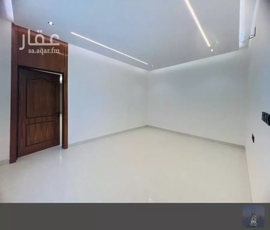 6 bedroom floor in Al Janadriyah 3