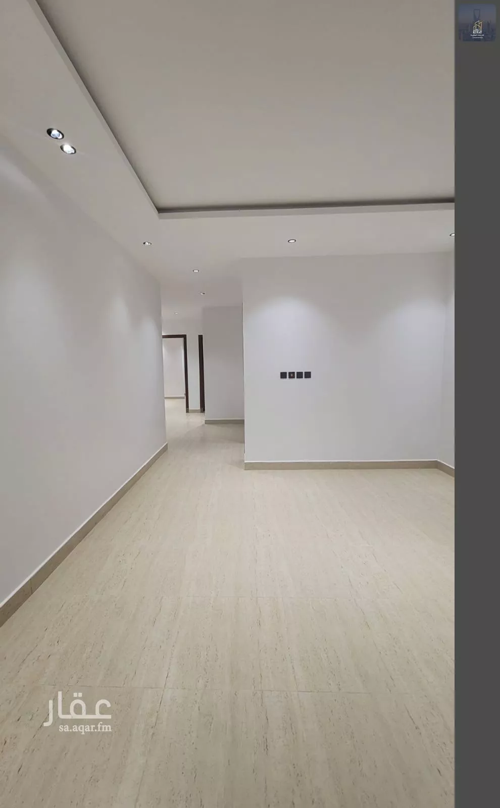 فيلا 5 غرف في الشرق 3