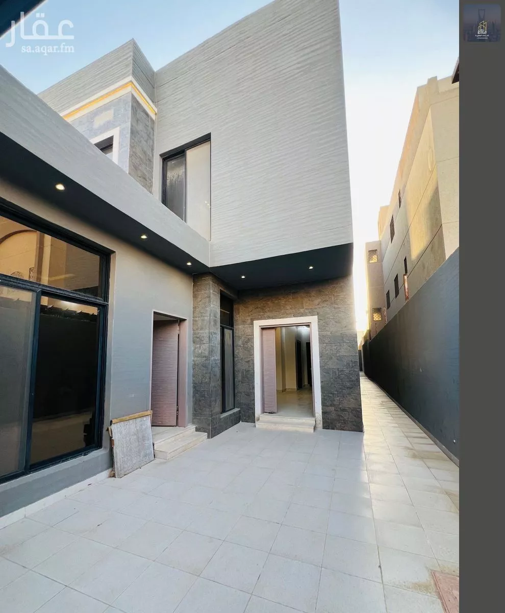 فيلا 6 غرف في الرمال 1