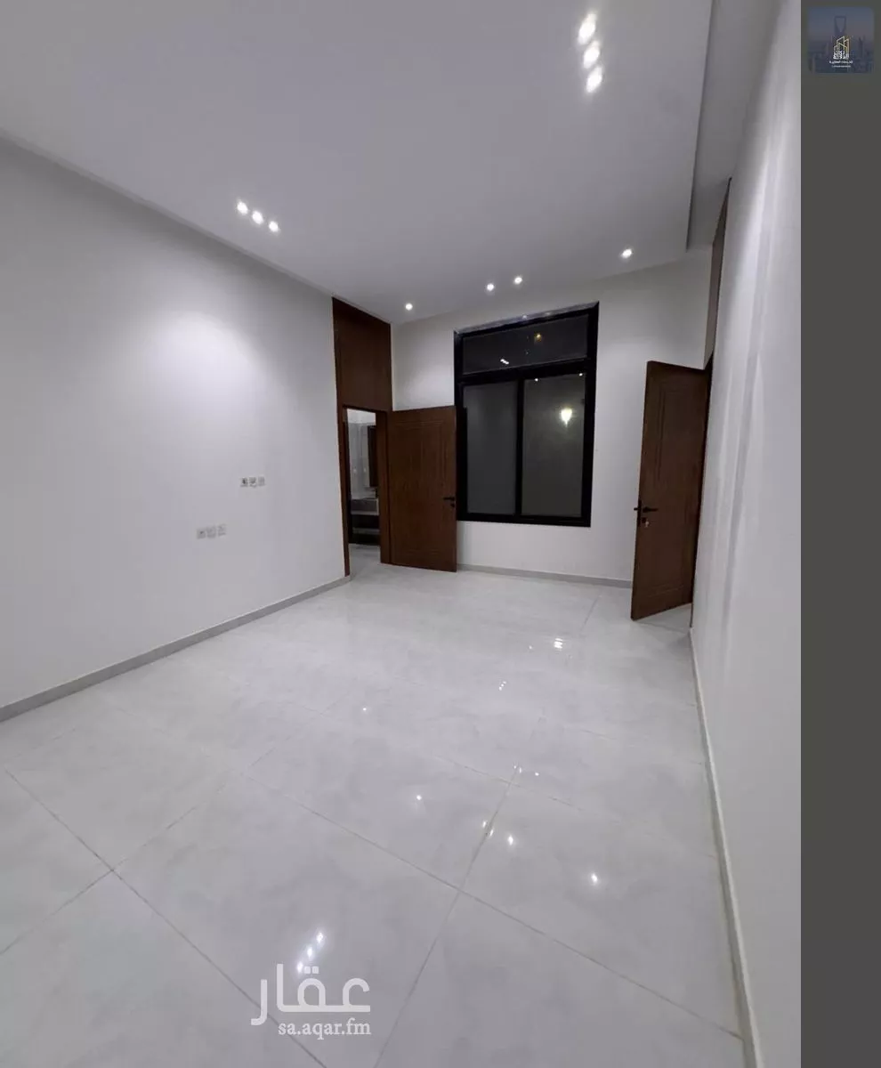 فيلا 5 غرف في الجنادرية 3