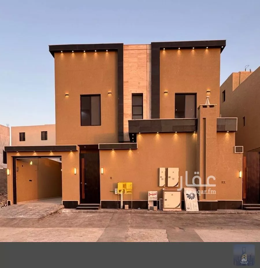 شقة 8 غرف في الجنادرية 1