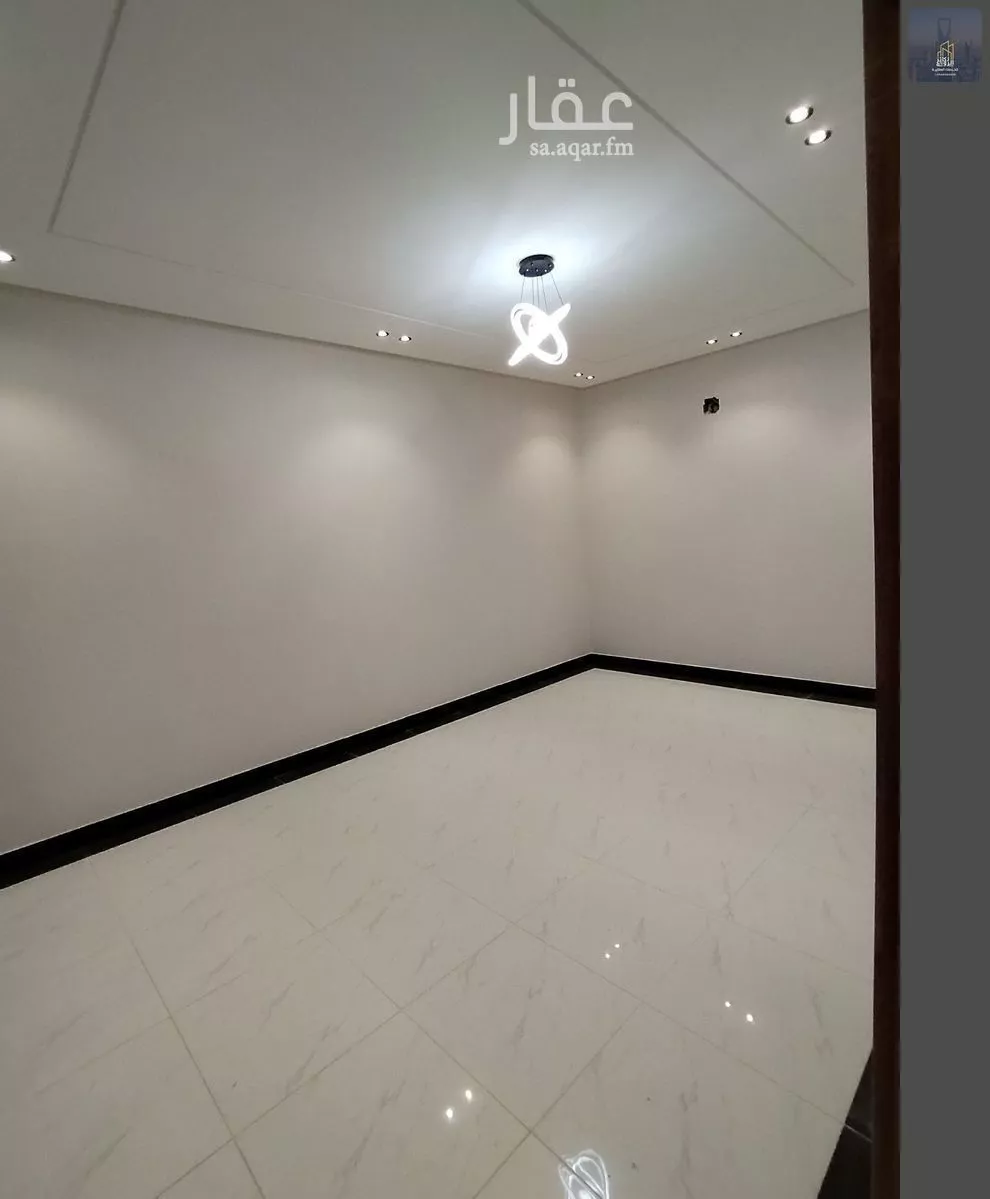 دوبلكس 6 غرف في النظيم 4