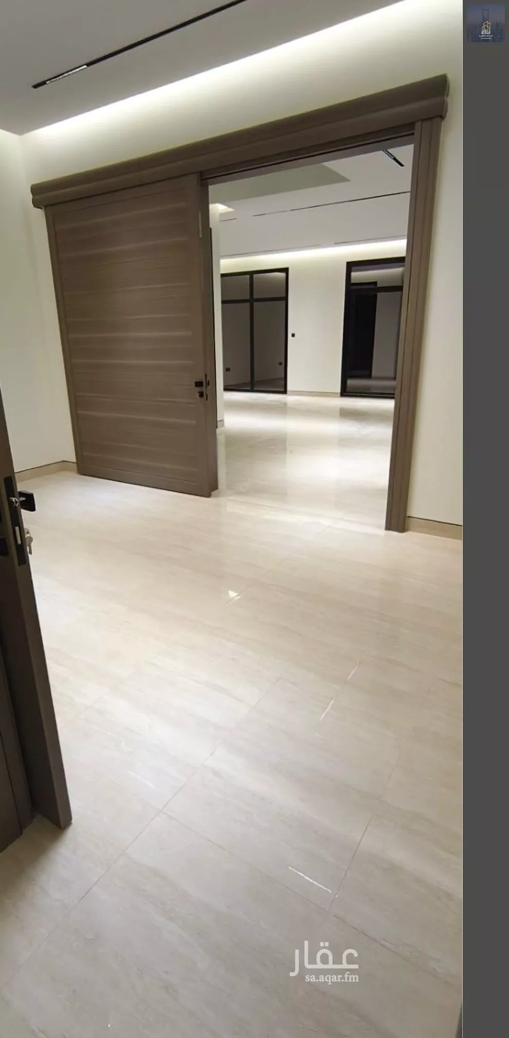 فيلا 7 غرف في النرجس 4