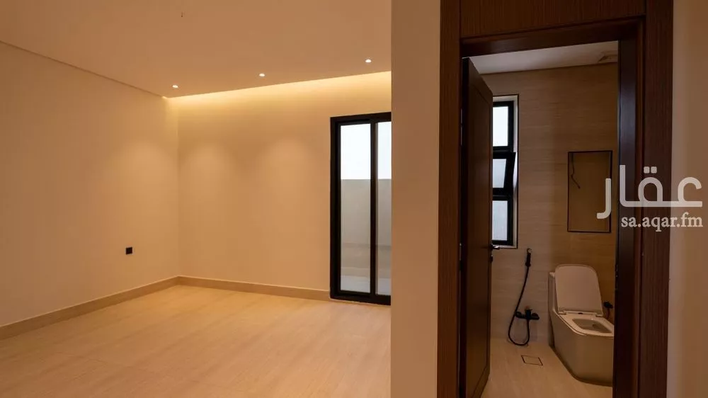 فيلا 6 غرف في الشرق 4