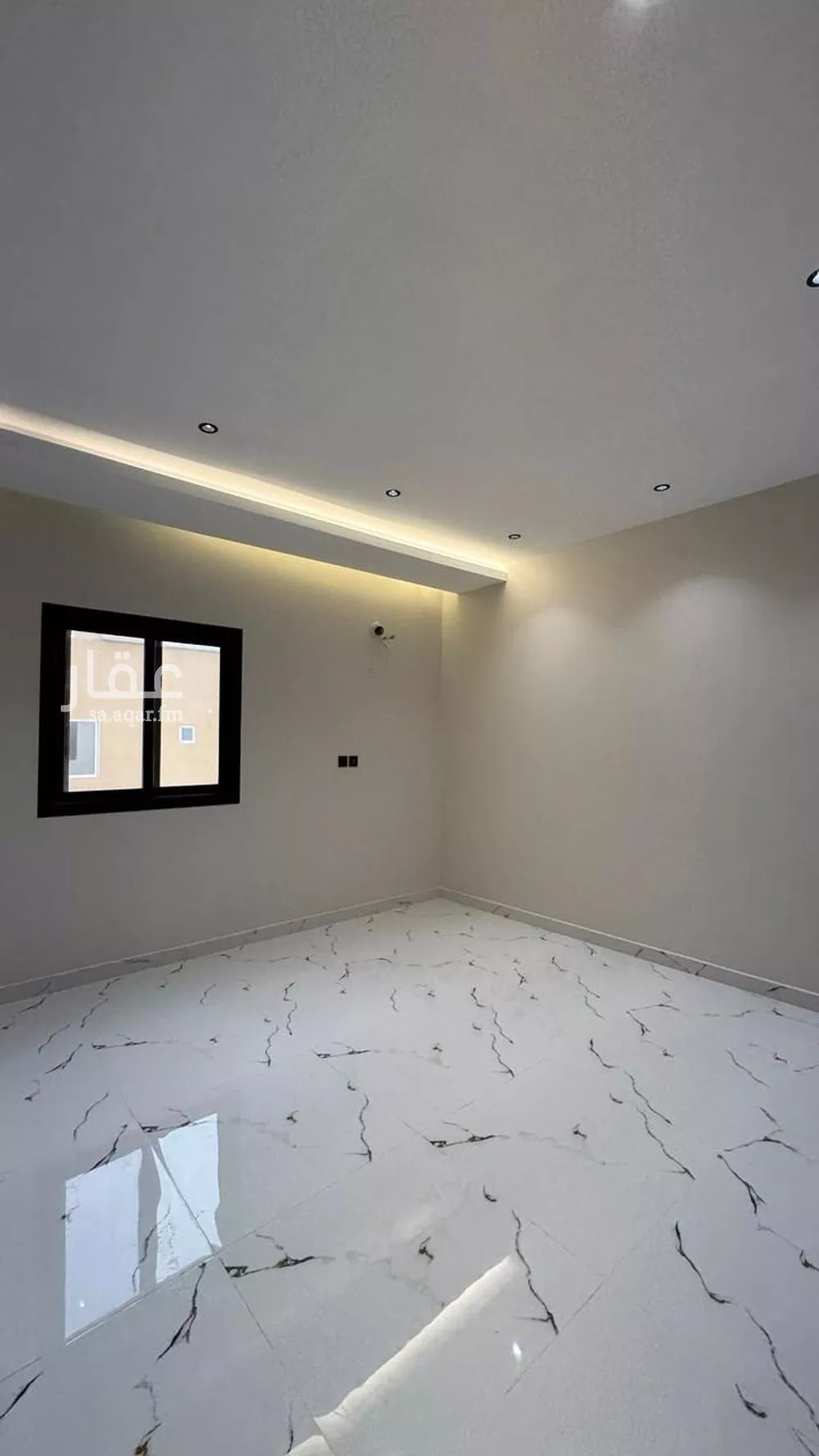 فيلا 5 غرف في السيف 5