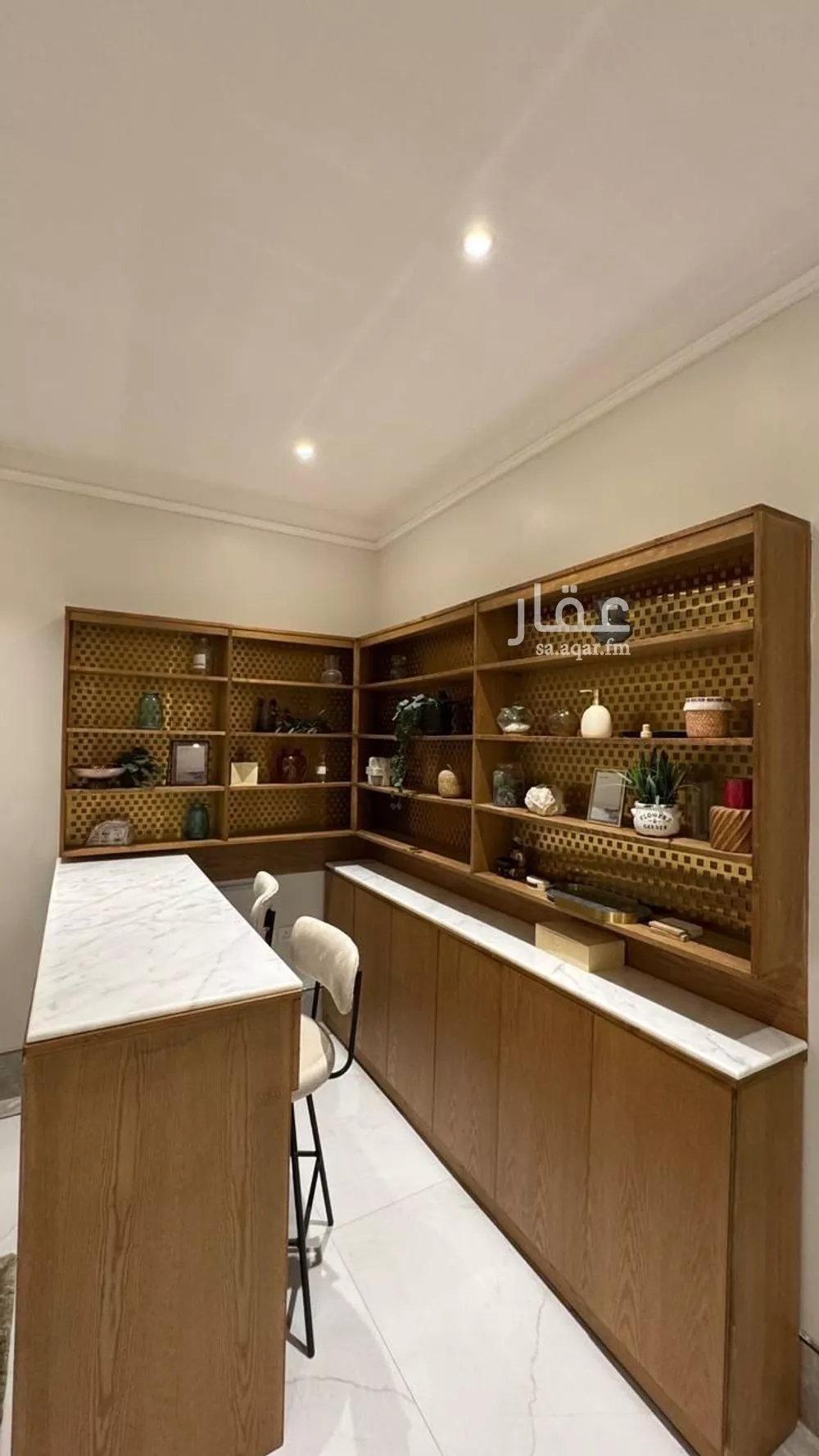 شقة 3 غرف في الحمرا 2