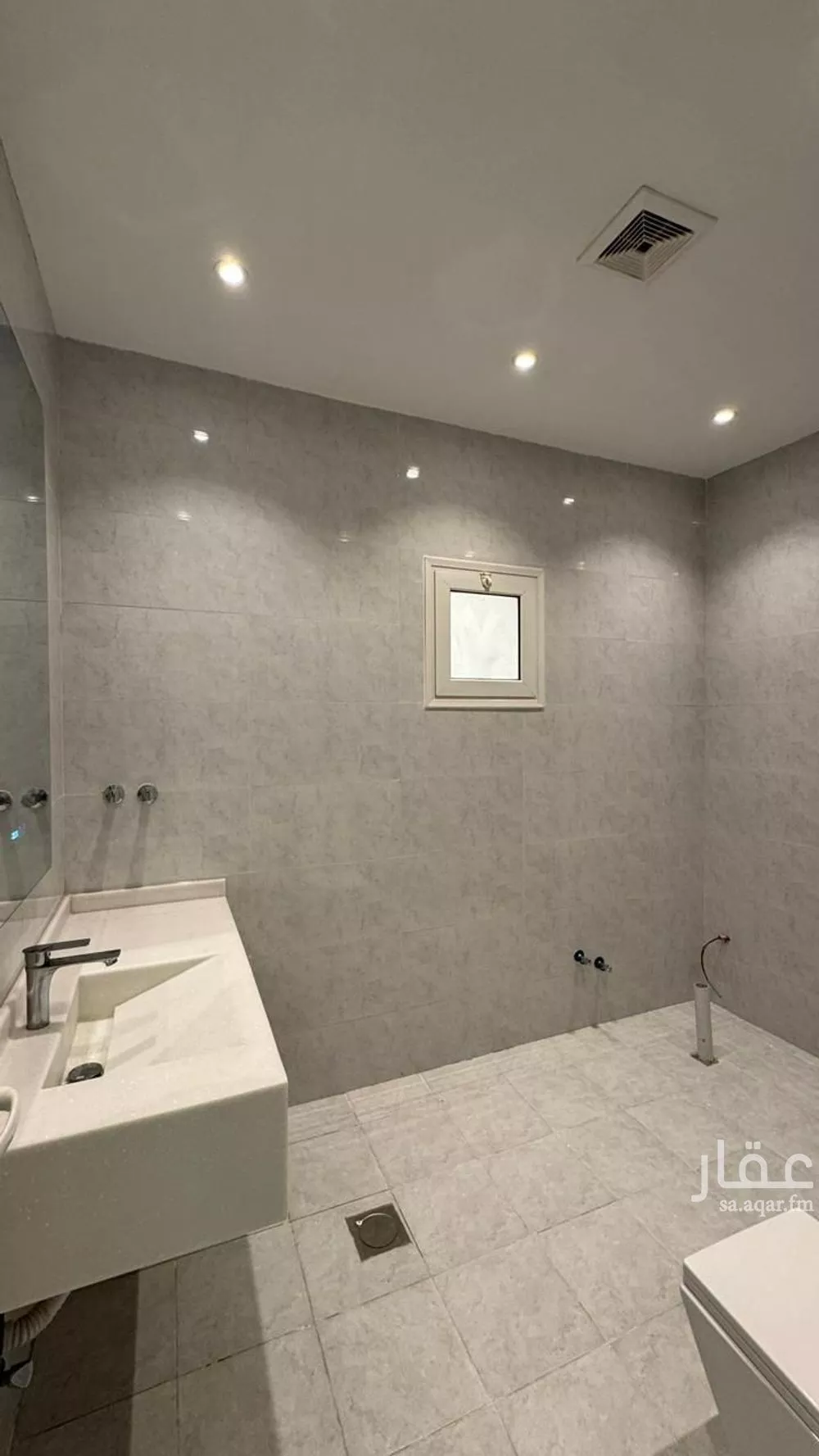 فيلا 6 غرف في الشعلة 5