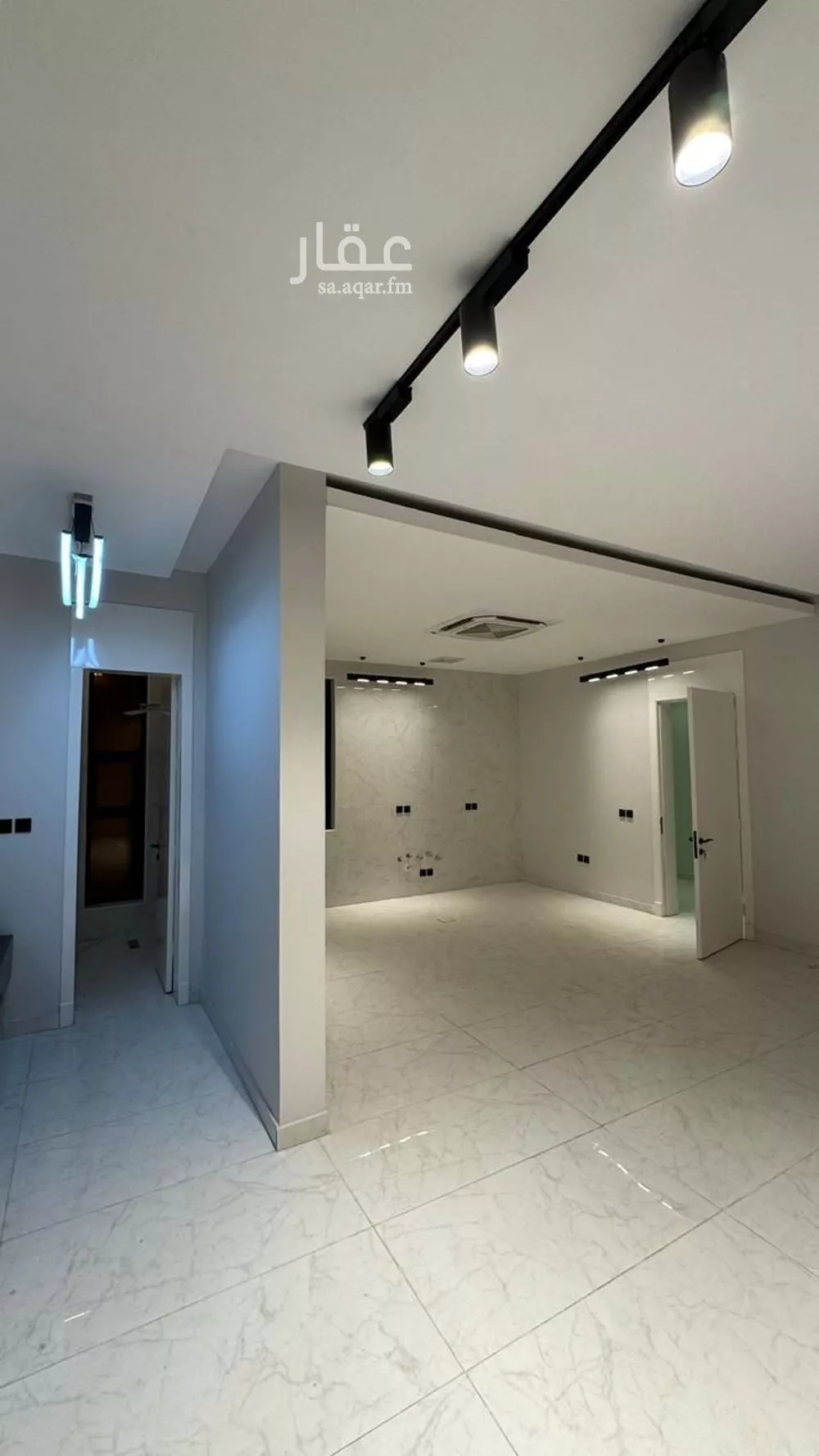 4 bedroom villa in Al Amwaj, Eastern Province 6