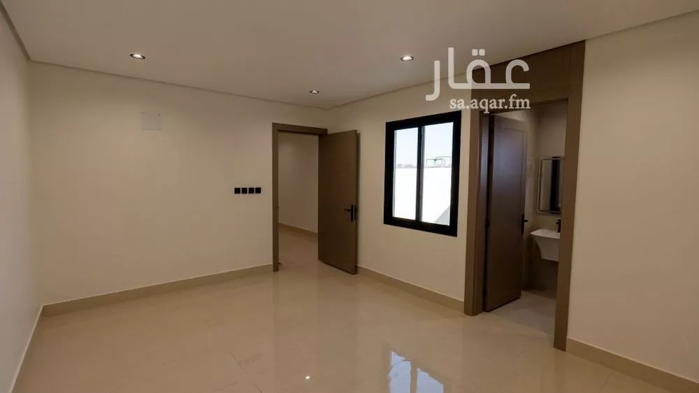 6 bedroom villa in Ash Sharq 5