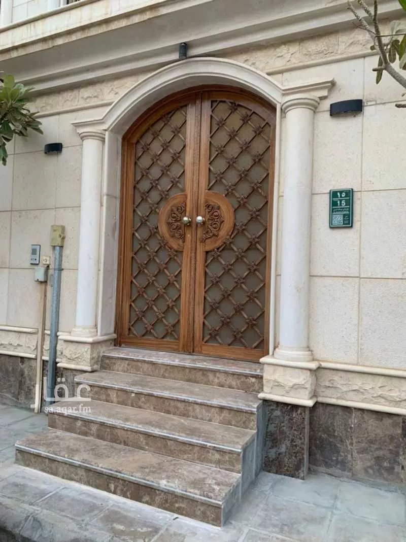 فيلا 7 غرف في العزيزية 3