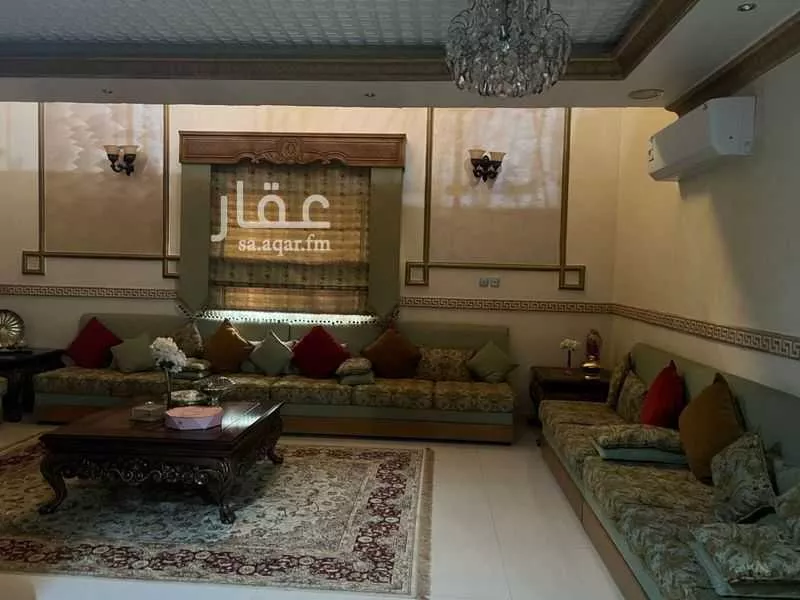 فيلا 12 غرف في القدس 2