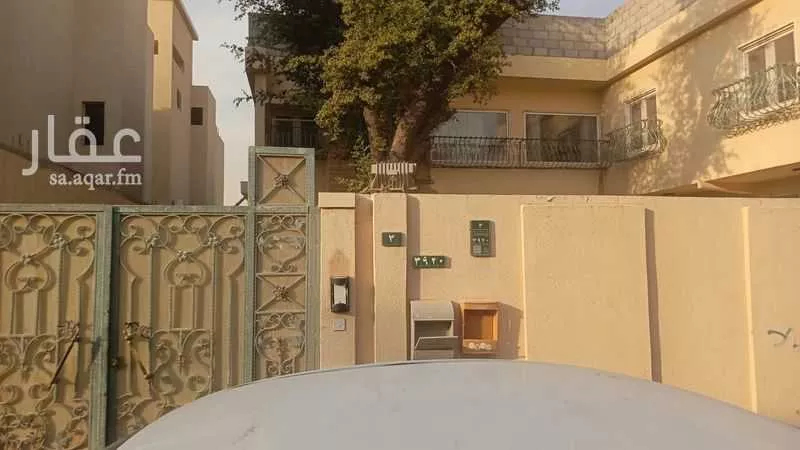 فيلا 8 غرف في الربوة 2