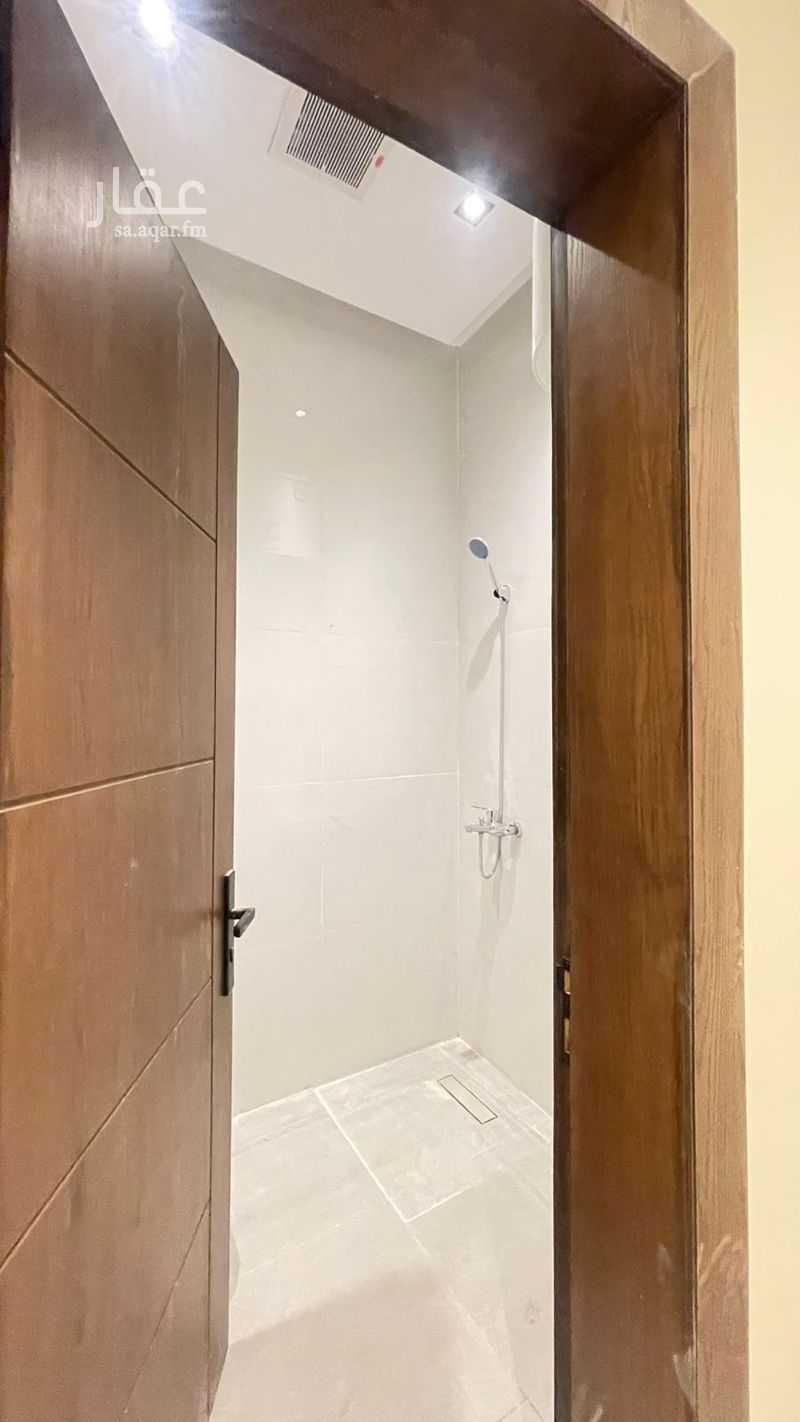 28 bedroom building in Jarir, Riyadh 14