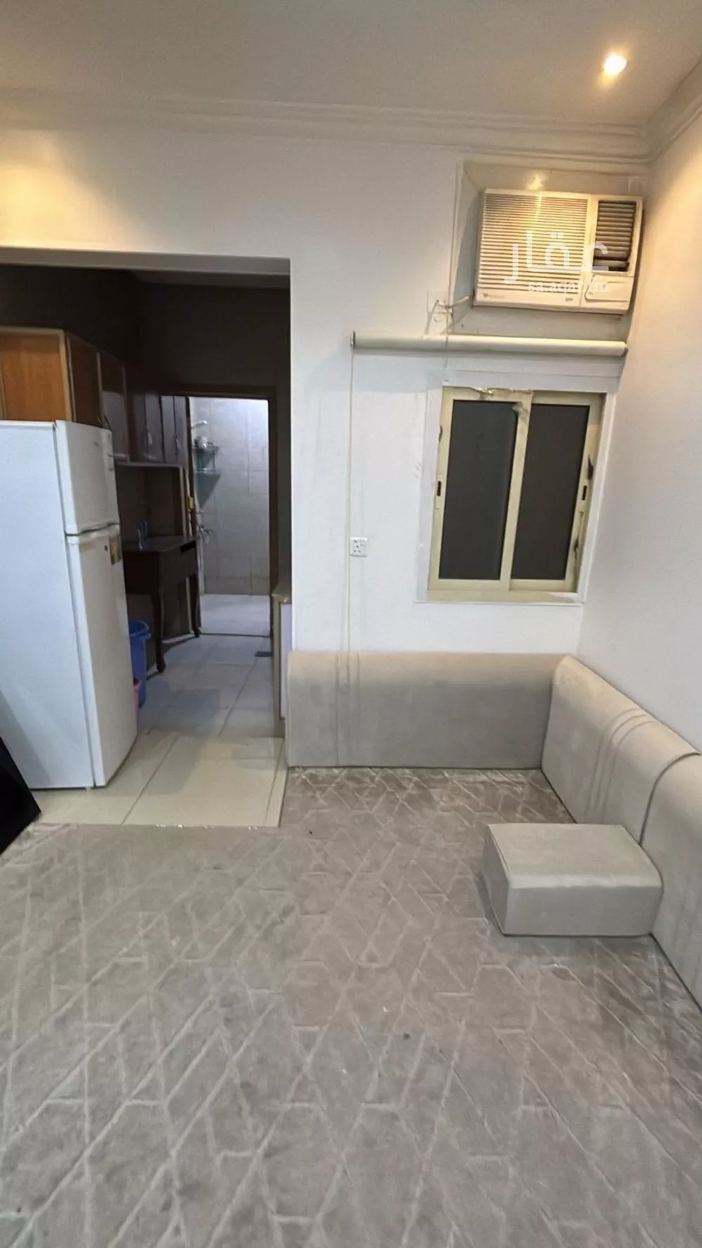 عمارة 860 م² في القادسية 3