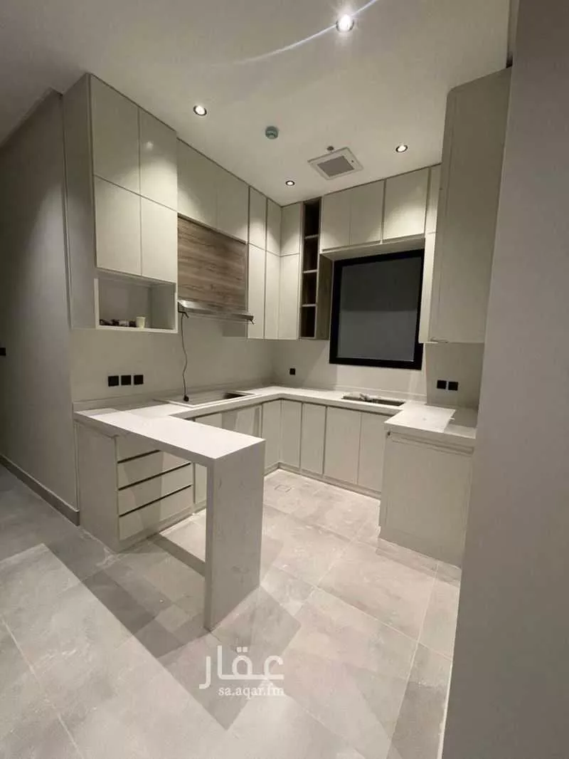 3 bedroom apartment in Al Qairawan 1