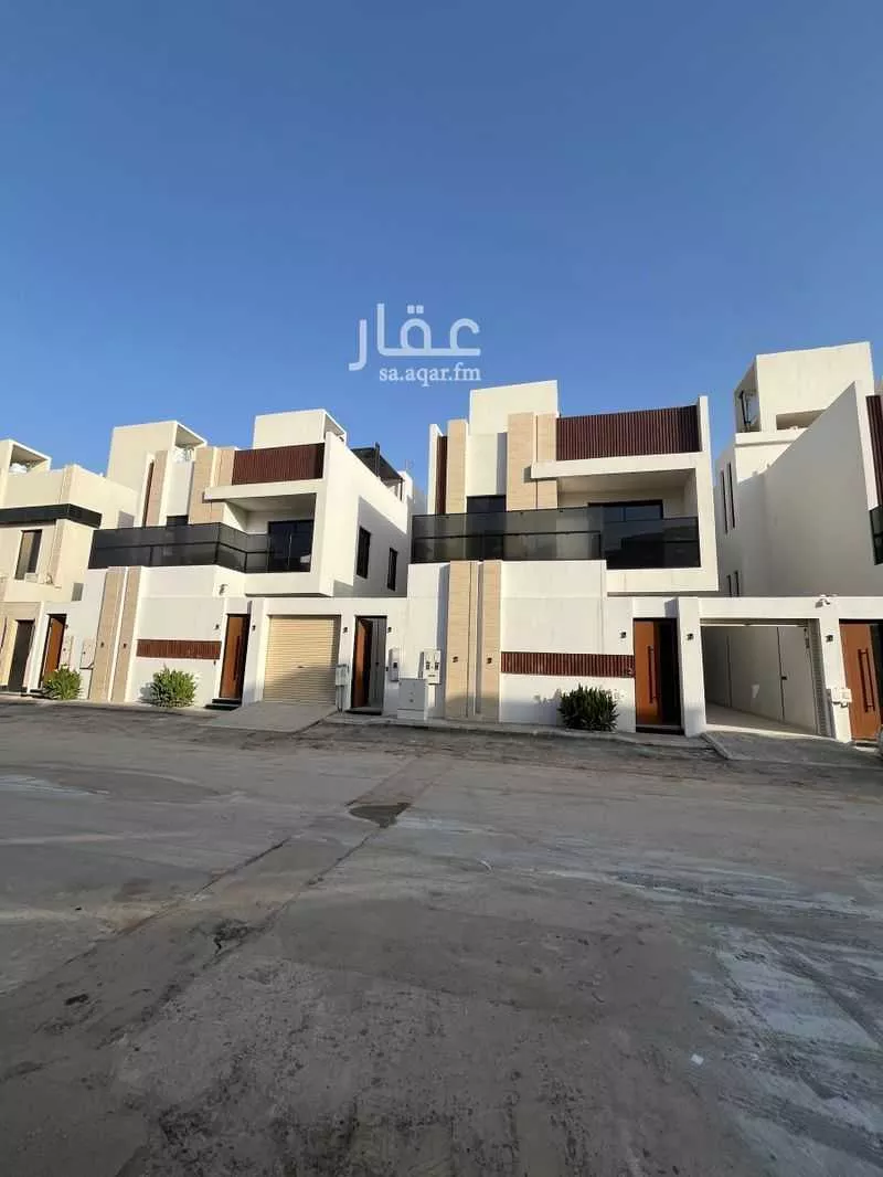 3 bedroom floor in Al Rimal 1