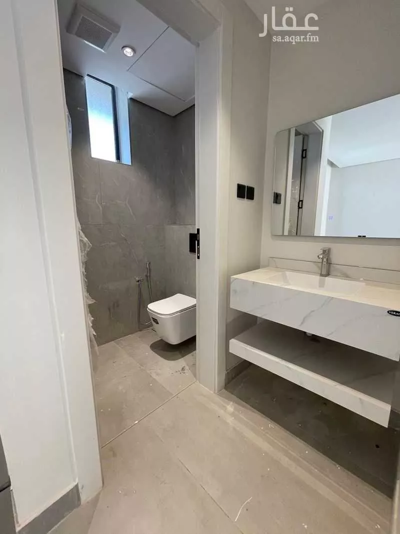 فيلا 5 غرف في العارض 3