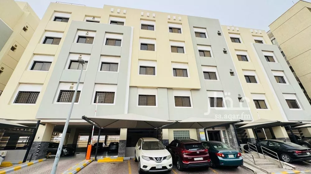 2 bedroom building in Al Ruwais, Jeddah 8