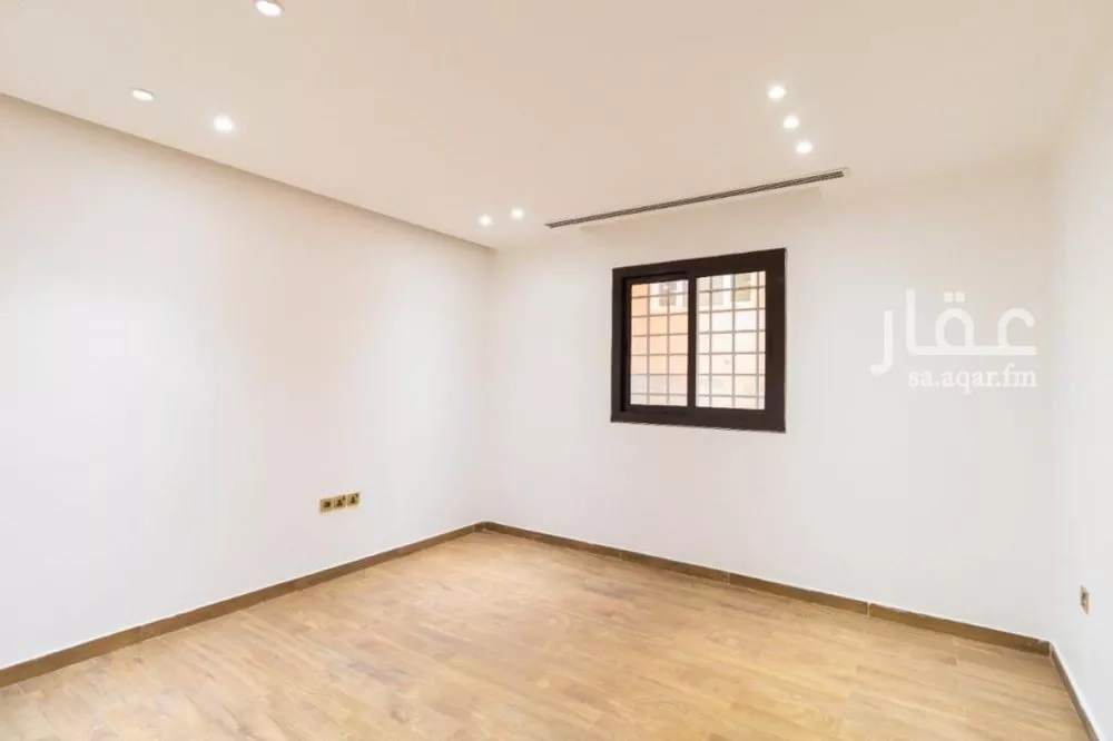 شقة 3 غرف في الروضة 3