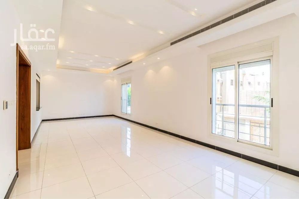 3 bedroom apartment in Al Bawadi, Jeddah 12